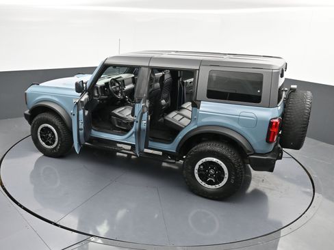 Used 2023 Ford Bronco Big Bend w/ Sasquatch Package AWD/4WD image 44