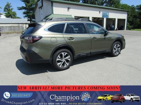 Used 2021 Subaru Outback Limited AWD/4WD image 4