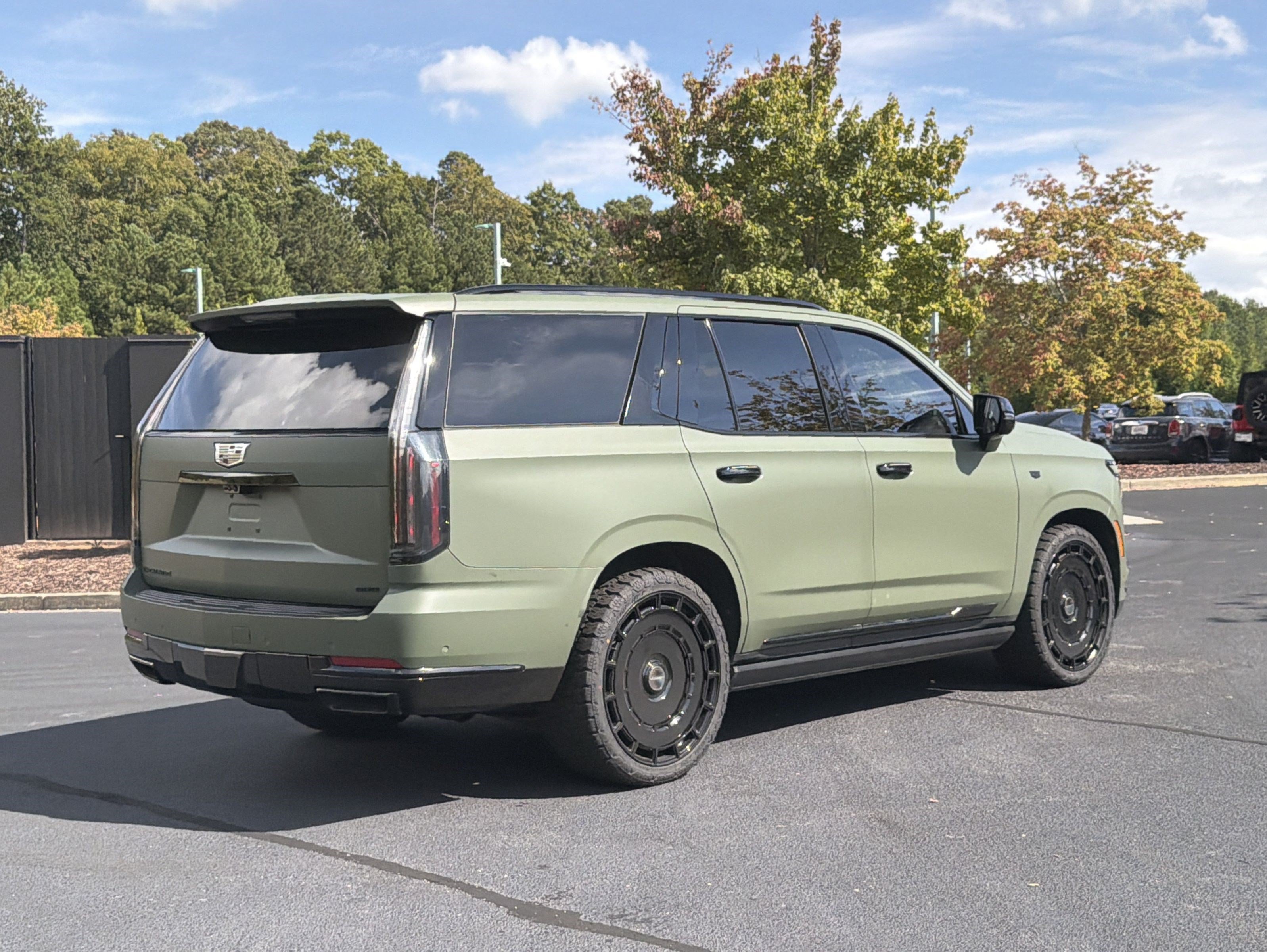 Used 2026 Cadillac Escalade Platinum Sport AWD/4WD image 5