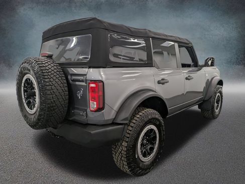 Used 2022 Ford Bronco Big Bend w/ Sasquatch Package AWD/4WD image 4