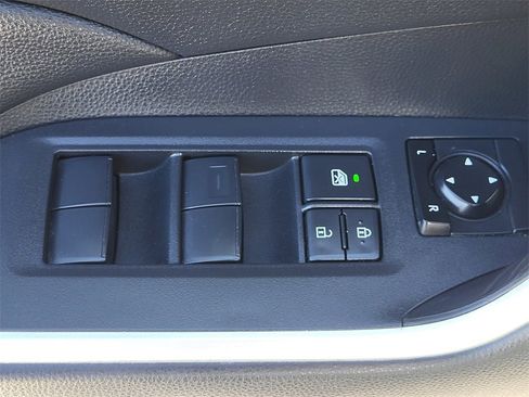 Used 2019 Toyota RAV4 XLE w/ All Weather Liner Package image 8