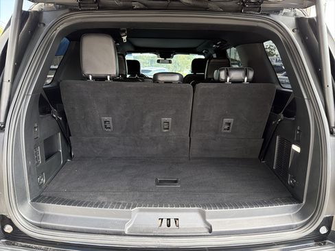 Used 2021 Ford Expedition Limited RWD image 16