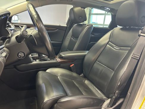 Used 2013 Cadillac XTS Premium image 22