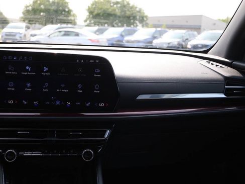 Used 2024 Chevrolet Traverse Z71 w/ LPO, Floor Liner Package AWD/4WD image 26