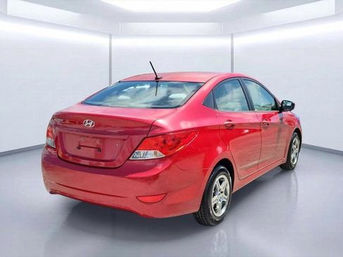 Used 2012 Hyundai Accent GLS FWD image 4