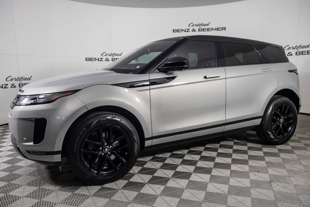 Used 2026 Land Rover Range Rover Evoque S AWD/4WD image 9
