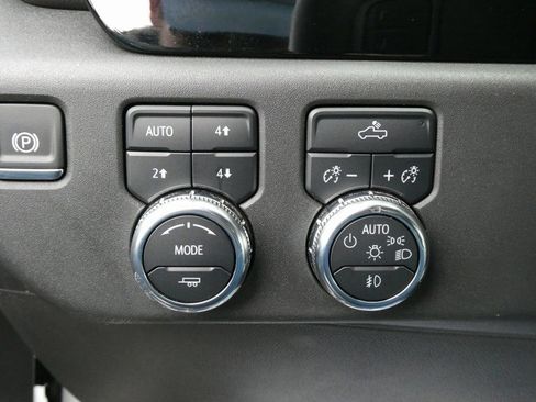 Certified 2024 GMC Sierra 1500 Elevation image 27