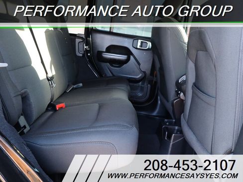 Used 2021 Jeep Wrangler Sport S image 12