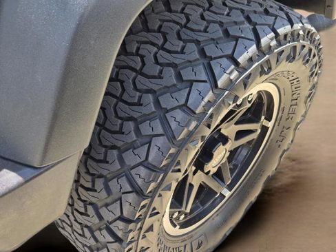 Used 2013 Jeep Wrangler Sport w/ Connectivity Group image 7