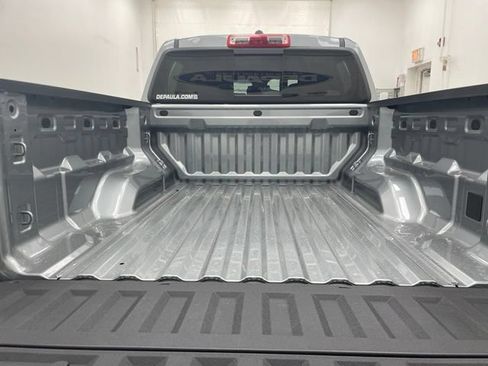 New 2026 Chevrolet Colorado Trail Boss AWD/4WD image 12