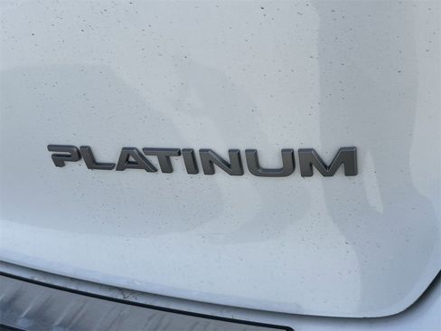 New 2026 Nissan Armada Platinum image 6