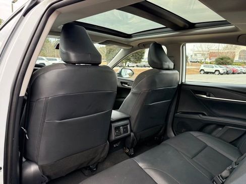 Used 2025 Toyota Camry XLE w/ Premium Plus Package image 28