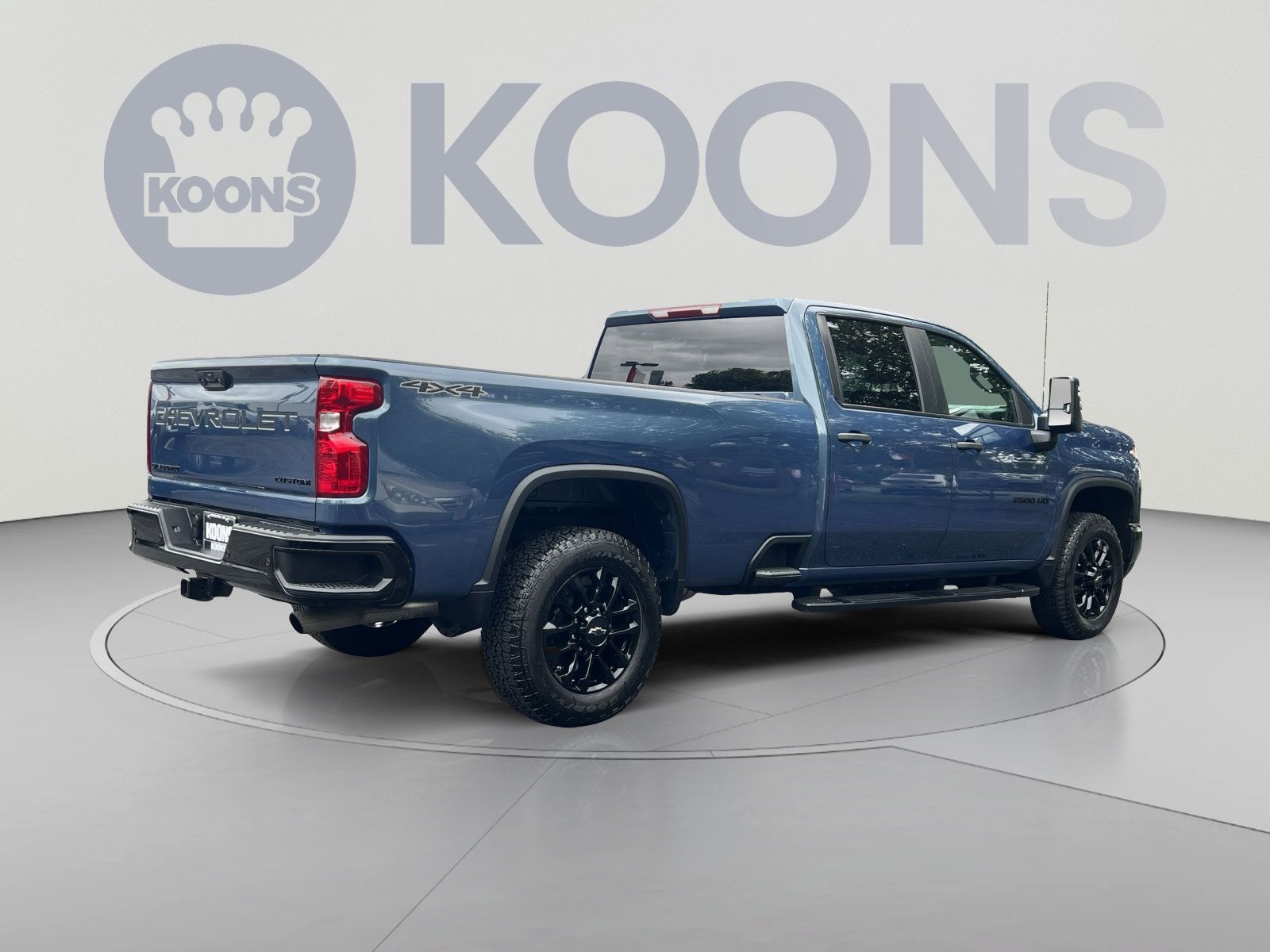 Used 2025 Chevrolet Silverado 2500 Custom w/ Custom Value Package AWD/4WD image 8