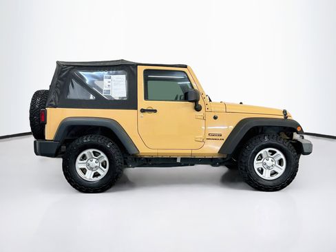 Used 2013 Jeep Wrangler Sport AWD/4WD image 10