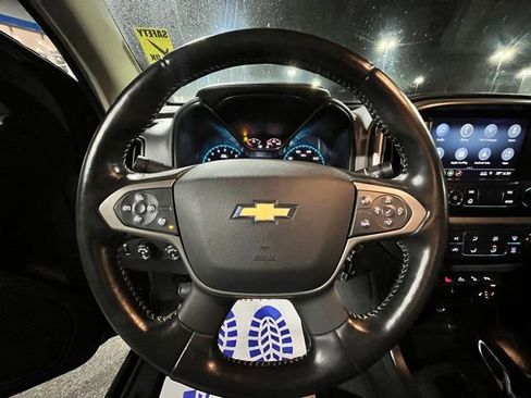 Used 2022 Chevrolet Colorado Z71 w/ Z71 Midnight Edition AWD/4WD image 24