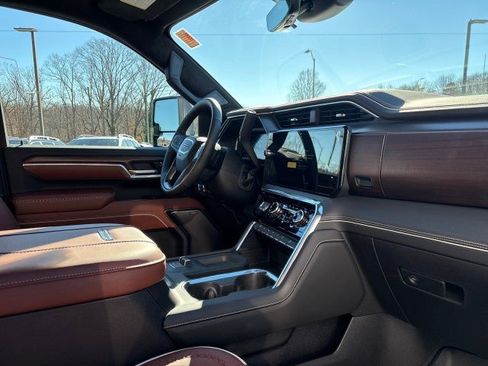 New 2026 GMC Sierra 2500 Denali Ultimate image 47