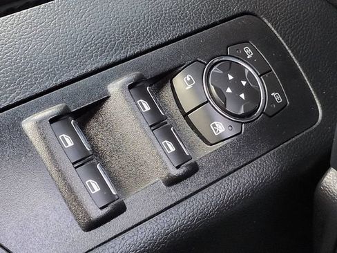 Used 2018 Ford F150 Lariat w/ Equipment Group 502A Luxury AWD/4WD image 25