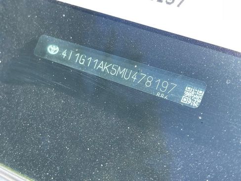 Used 2021 Toyota Camry SE FWD image 13