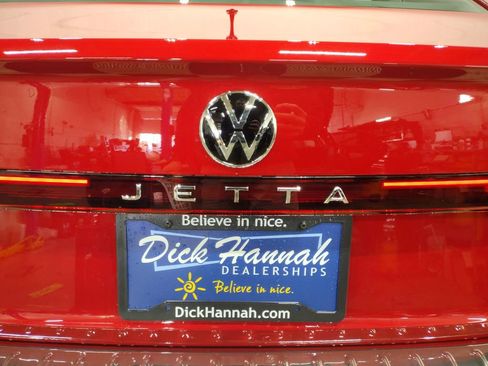 New 2025 Volkswagen Jetta SE image 14