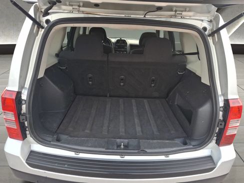 Used 2012 Jeep Patriot Sport w/ PWR Value Group image 8