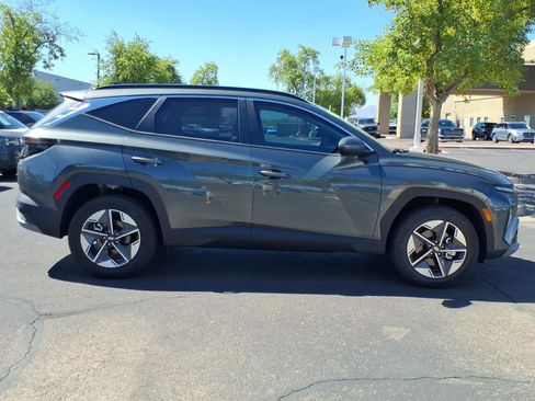 Certified 2025 Hyundai Tucson SEL AWD/4WD image 6