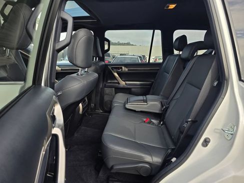 Used 2021 Lexus GX 460 Premium w/ Premium Package AWD/4WD image 21
