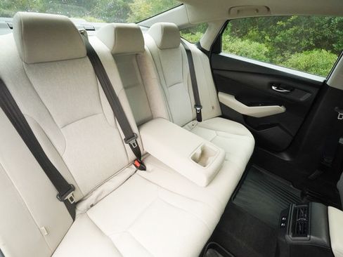 Used 2025 Honda Accord SE image 24