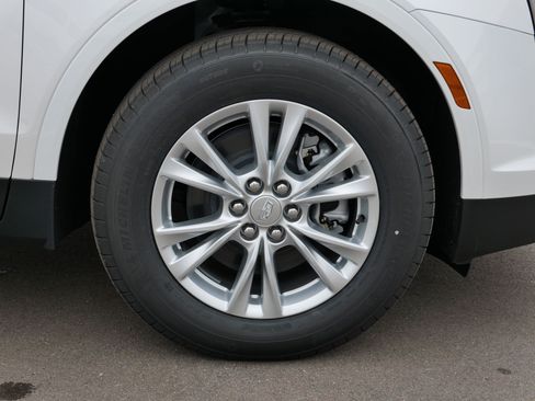 Used 2026 Cadillac XT5 Luxury w/ LPO, Floor Liner Package AWD/4WD image 15