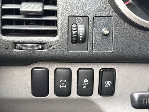 Used 2008 Toyota 4Runner SR5 image 27