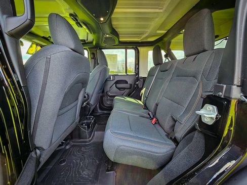 Used 2026 Jeep Wrangler Unlimited Sport AWD/4WD image 29