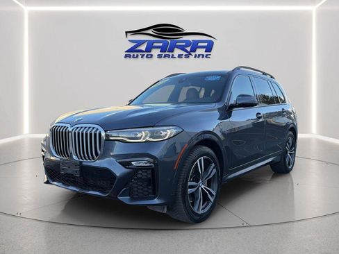 Used 2021 BMW X7 xDrive40i w/ M Sport Package AWD/4WD image 3