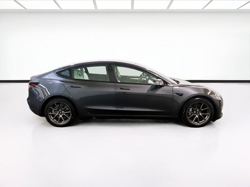 Used 2023 Tesla Model 3 Standard Range RWD image 23