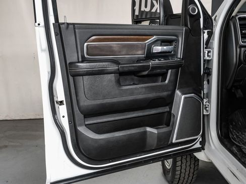 Used 2023 RAM 4500 Laramie image 45