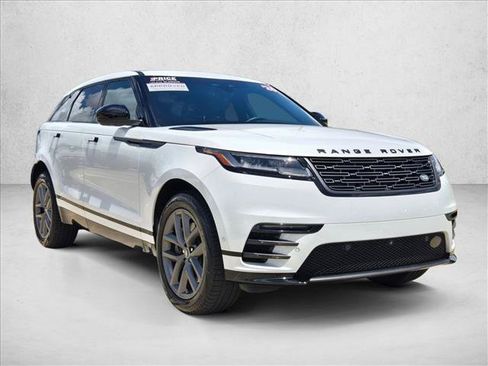 Used 2026 Land Rover Range Rover Velar Dynamic SE AWD/4WD image 3