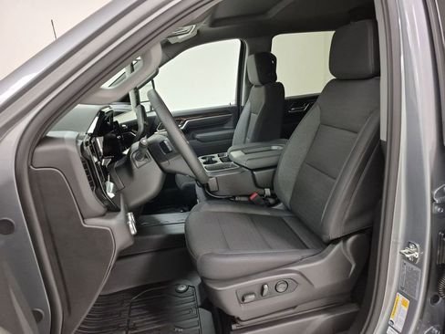 New 2026 GMC Sierra 2500 SLE w/ SLE Value Package; image 20