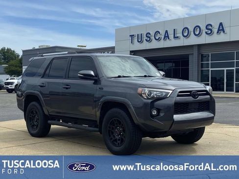 Used 2022 Toyota 4Runner SR5 Premium w/ Moonroof Package AWD/4WD image 1