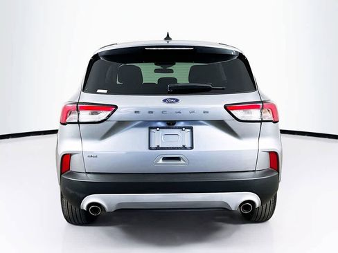 Certified 2022 Ford Escape SE image 5