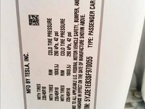 Used 2025 Tesla Model 3 Long Range image 21