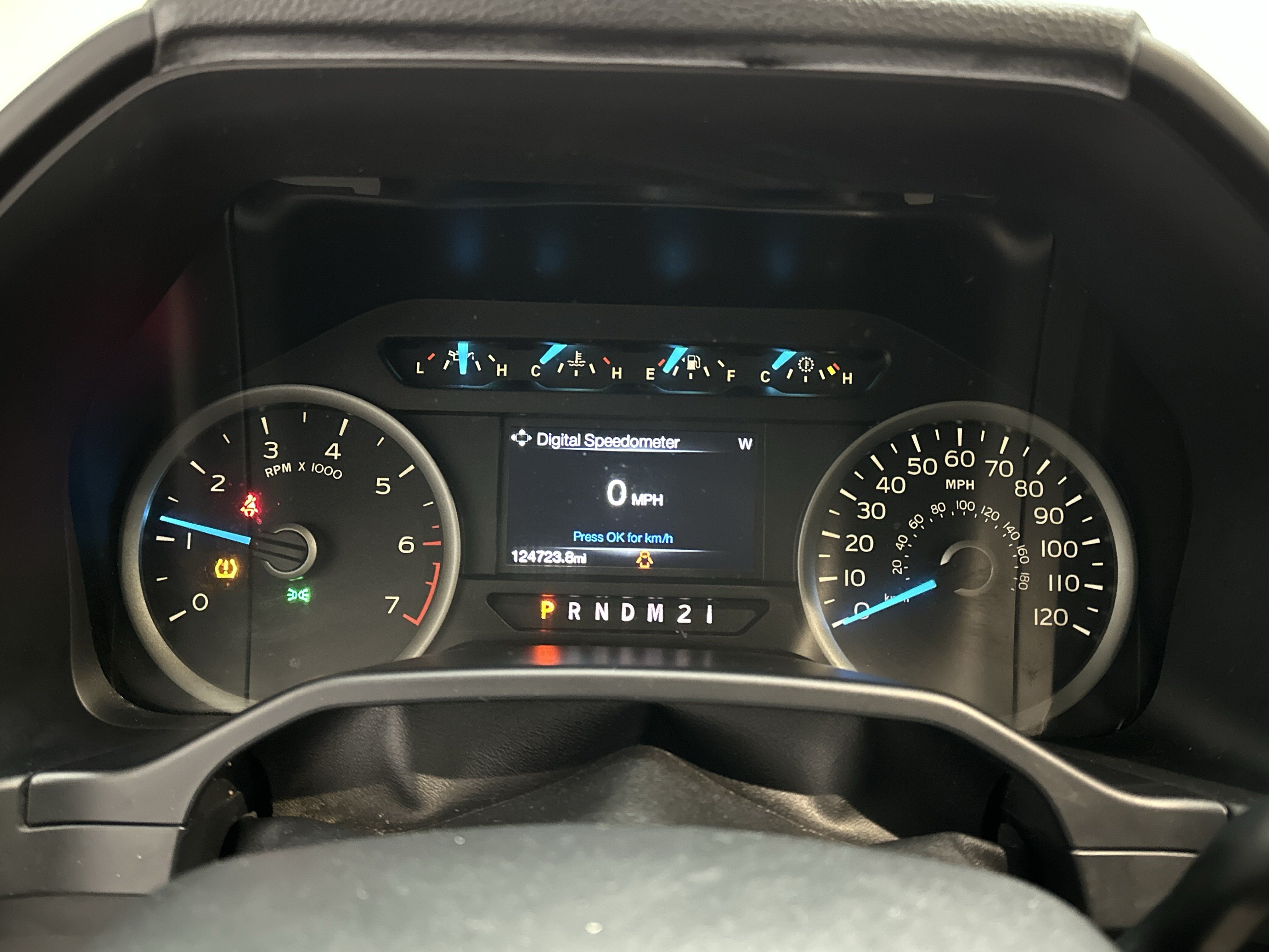 Used 2016 Ford F150 XLT w/ Equipment Group 301A Mid AWD/4WD image 23