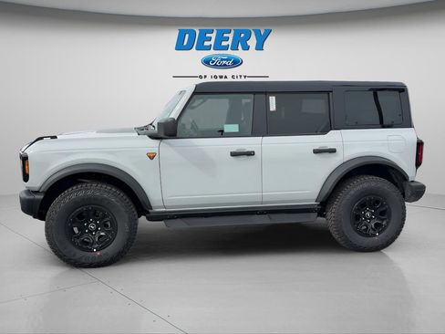 New 2026 Ford Bronco Badlands AWD/4WD image 4