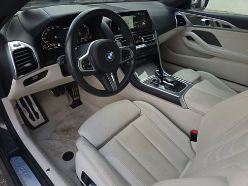 Used 2022 BMW M850i xDrive Convertible image 4