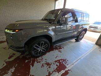 Used 2025 Lexus GX 550 w/ Accessory Package (2T) video 1