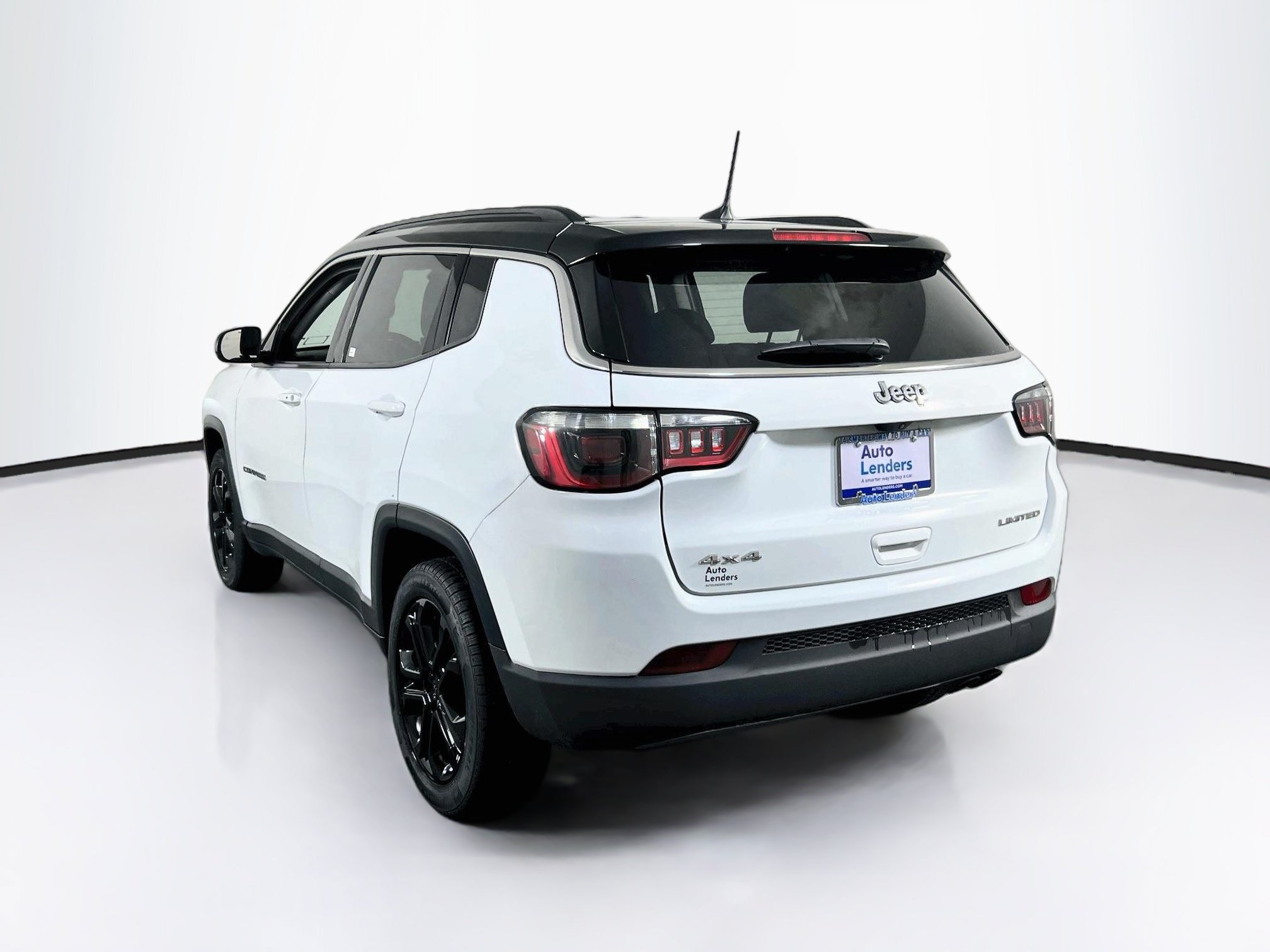 Used 2022 Jeep Compass Limited AWD/4WD image 7