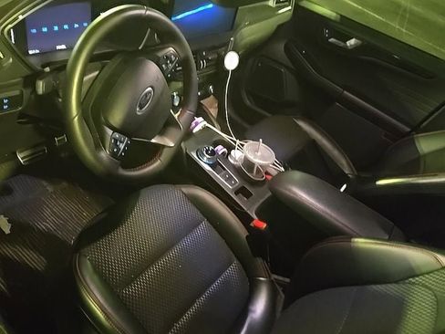 Certified 2024 Ford Escape ST-Line w/ Tech Pack #1 image 6