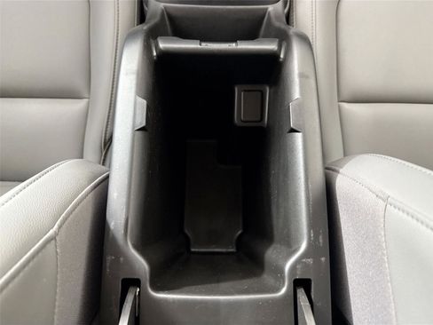 Used 2021 Chevrolet Colorado W/T w/ Custom Special Edition image 31