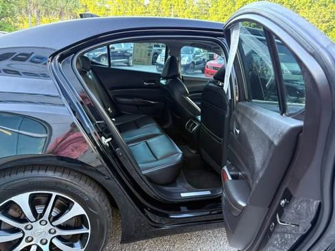Used 2017 Acura TLX FWD image 27
