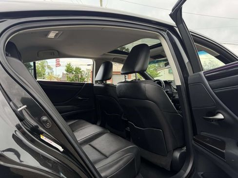 Used 2019 Lexus ES 350 w/ Premium Package FWD image 18