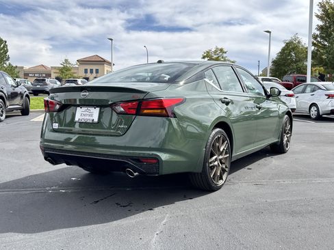 New 2025 Nissan Altima 2.5 SR image 3