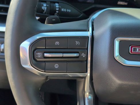 Certified 2026 GMC Acadia Elevation image 9