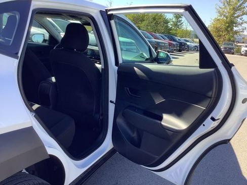 Certified 2026 Hyundai Kona SE AWD/4WD image 31